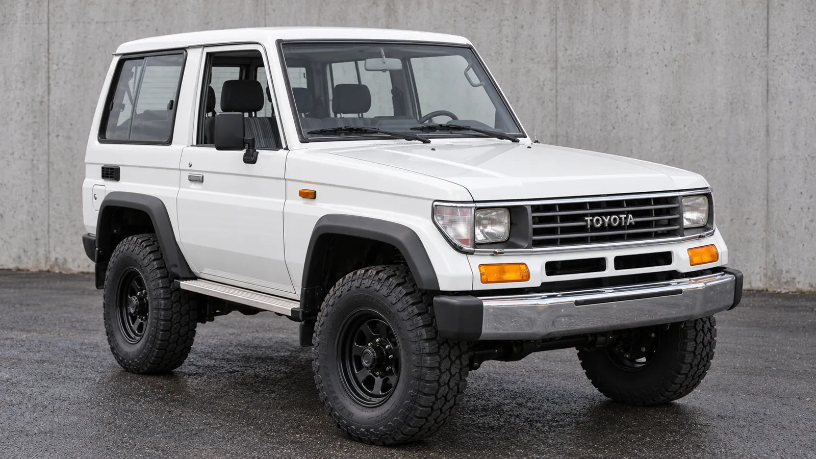 Toyota Bundera 75 Series with a suspension lift