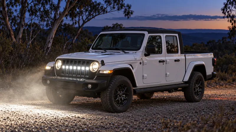 Jeep Gladiator 2020-on Light Bar Kit, fitted and lit
