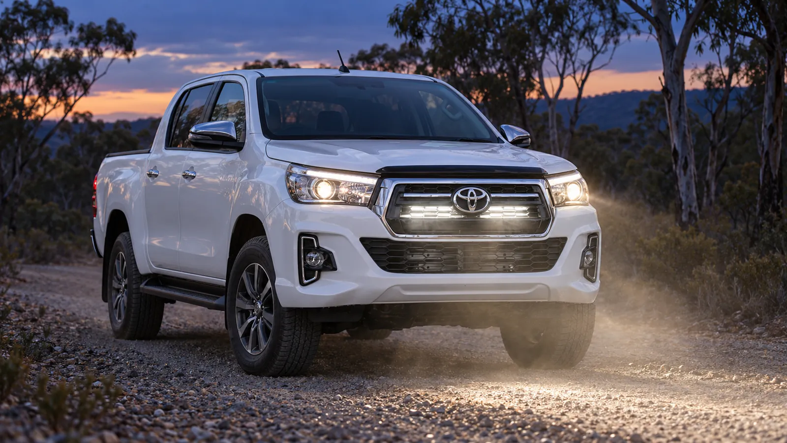 Toyota Hilux N80 2015-2020 Behind Grille Light Bar Kit