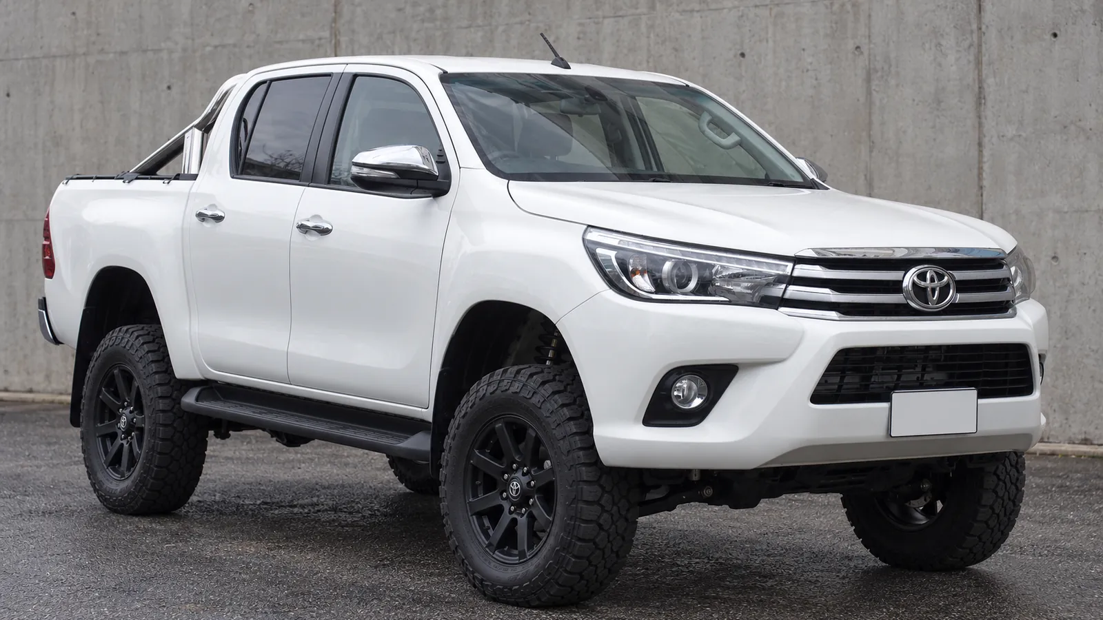 Toyota Hilux N80 with a suspension lift