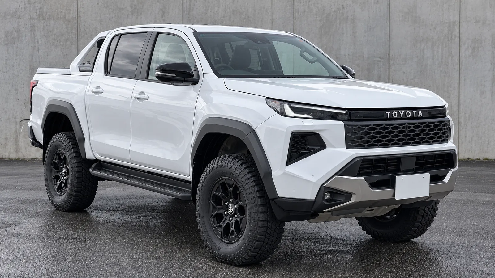 Toyota Hilux N90 with a suspension lift