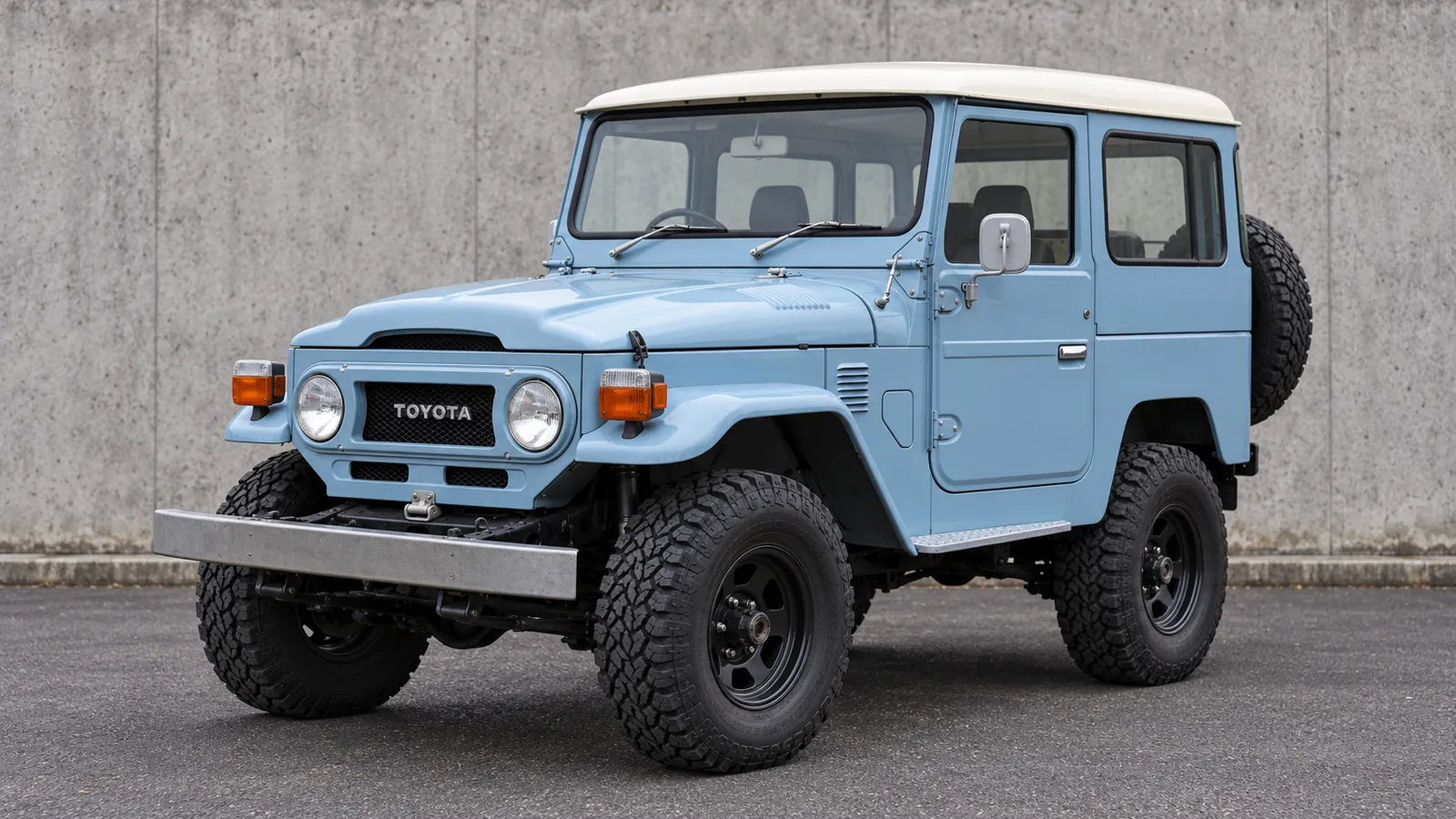 Toyota LandCruiser 42 Series with a suspension lift