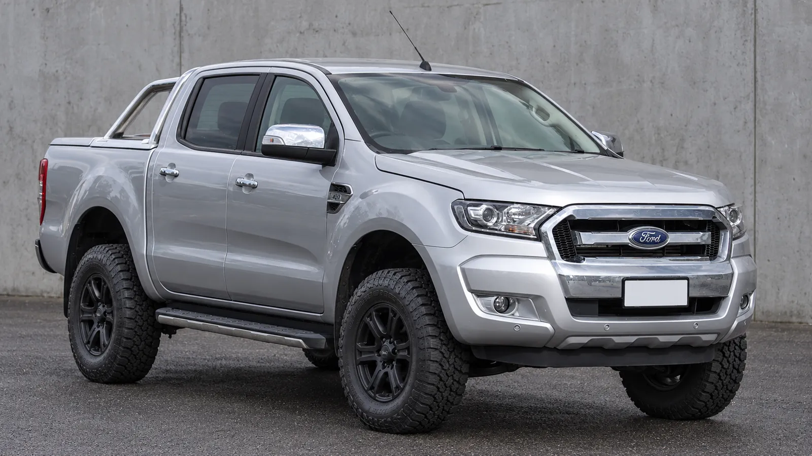 Ford Ranger PX II with a suspension lift