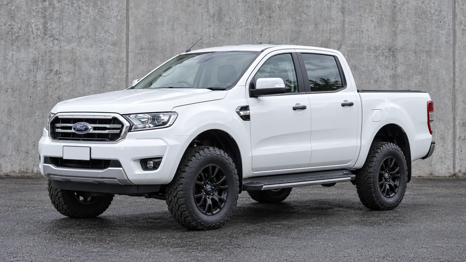 Ford Ranger PX III with a suspension lift