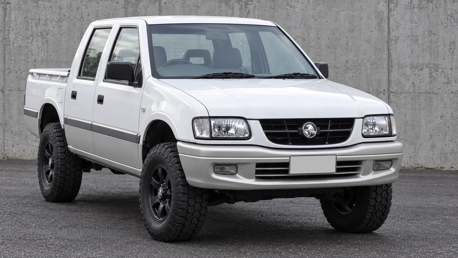Holden Rodeo TFS with a suspension lift
